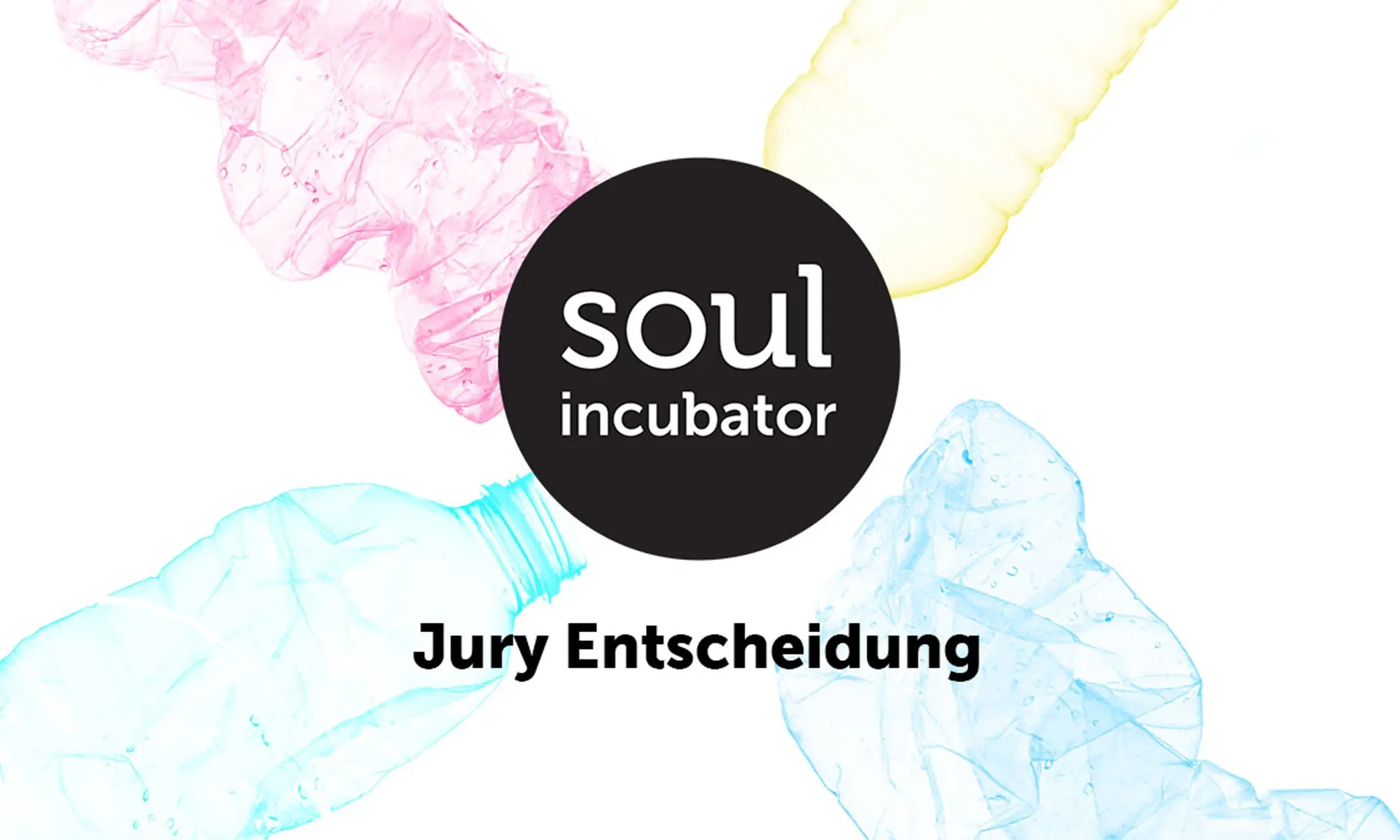 Vier Plastikflaschen mit Logo vom soul Incubator