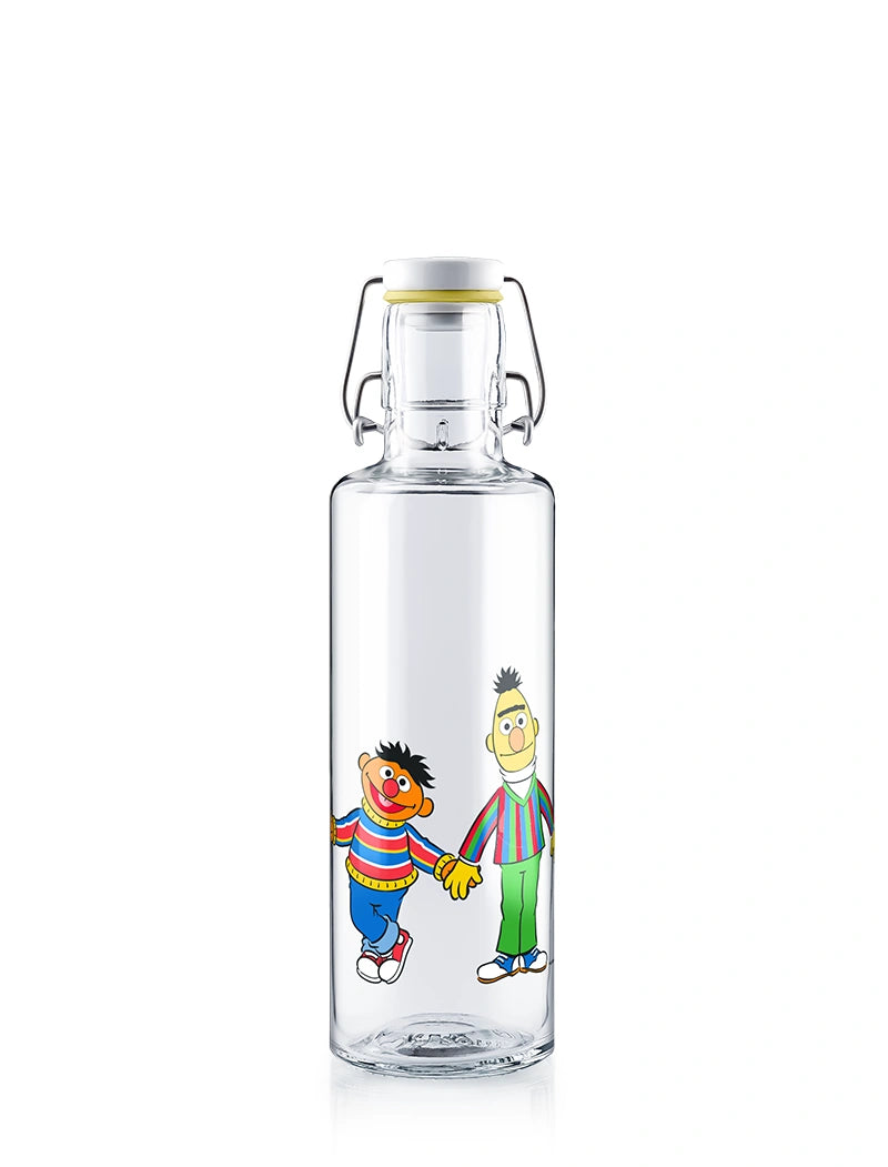 Trinkflasche aus Glas mit Ernie und Bert Motiv von der Sesamstrasse